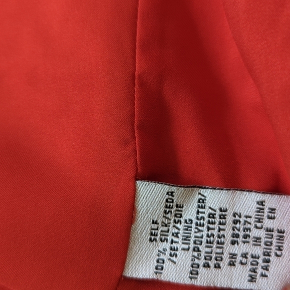 Tibi Ruffle V Neck Shift Mini Silk Dress Red 2 cocktail party summer valentines - Picture 8 of 9